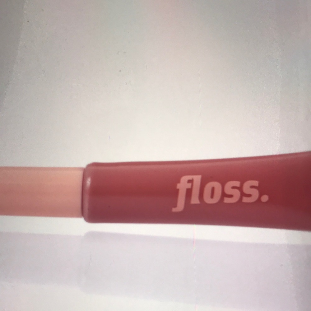 ATH lip gloss Floss